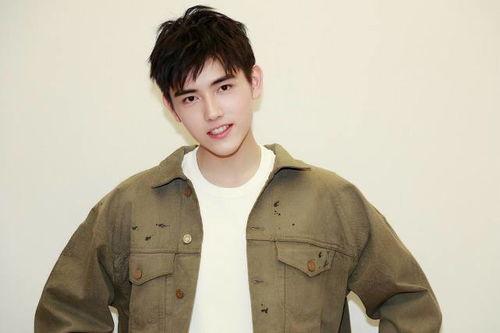 娱乐吃瓜君陈飞宇罗云熙,娱乐圈的“吃瓜”风云人物